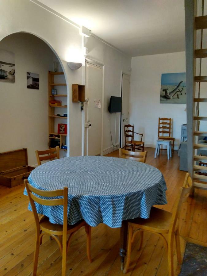 Appartement Au Calme Centre Ville A 2 Pas Du Vieux Marche La Rochelle  Zewnętrze zdjęcie