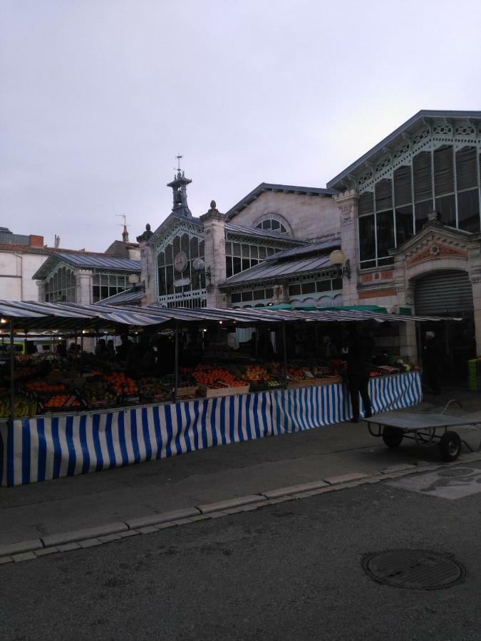 Appartement Au Calme Centre Ville A 2 Pas Du Vieux Marche La Rochelle  Zewnętrze zdjęcie