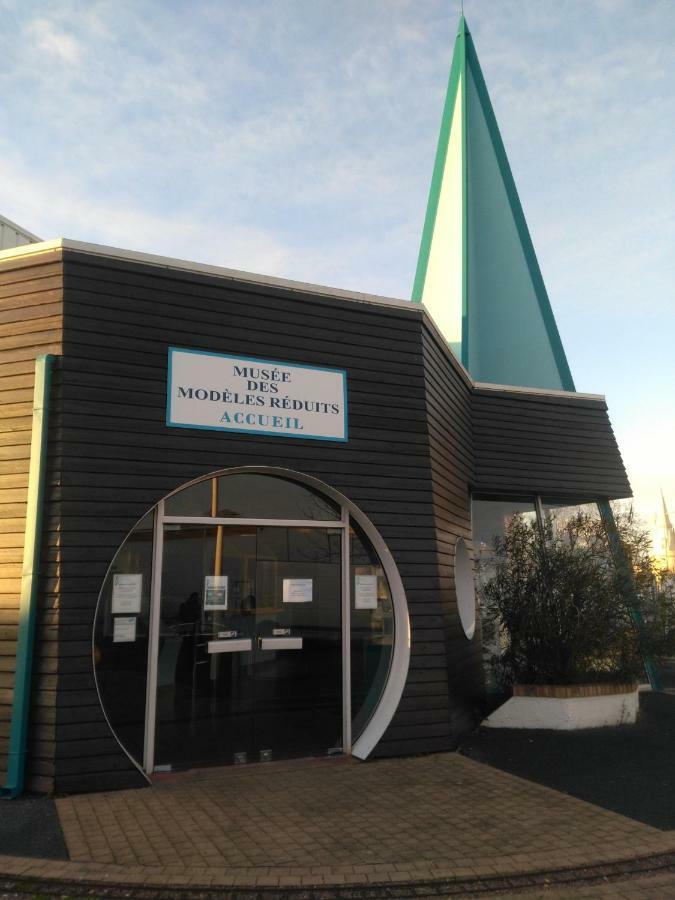Appartement Au Calme Centre Ville A 2 Pas Du Vieux Marche La Rochelle  Zewnętrze zdjęcie